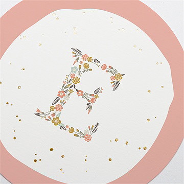 Faire-part de baptême initiales à motifs dorure - Détail du faire-part