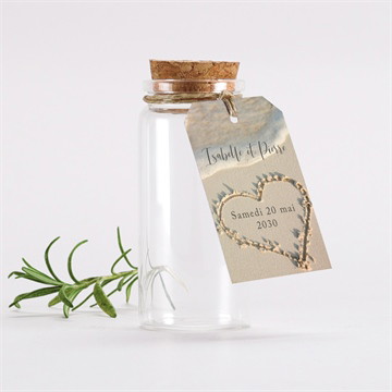 Mignonette mariage dans le sable