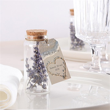 Mignonette mariage dans le sable étiquette - Mise en situation