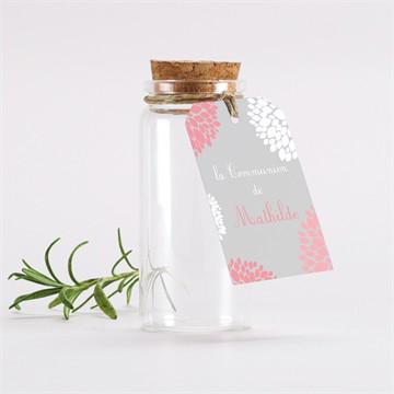 Mignonette communion colombe et fleurs