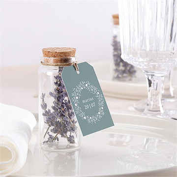 Mignonette communion gaufrage émeraude étiquette - Mise en situation