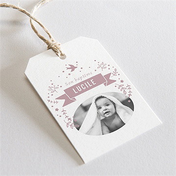 Etiquette baptême en beaux reliefs