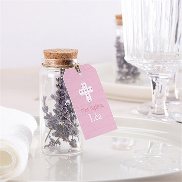 Mignonette baptême jolie composition - Mise en situation