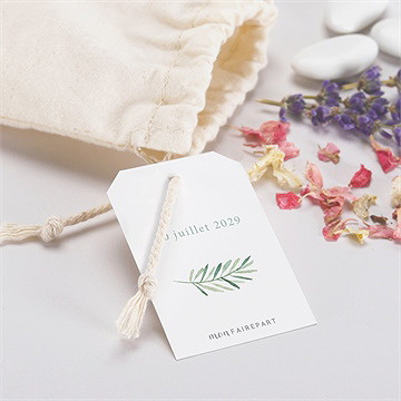 Pochon communion végétal et dorure - Mise en situation