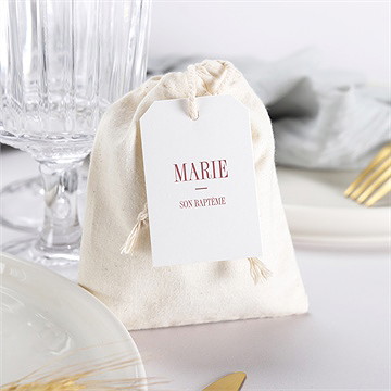 Pochon baptême polaroid chic ! - Mise en situation