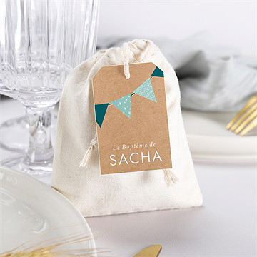 Pochon baptême farandole de kraft - Mise en situation