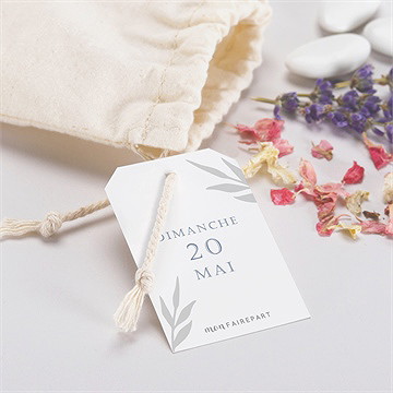 Pochon communion bleu myosotis - Mise en situation