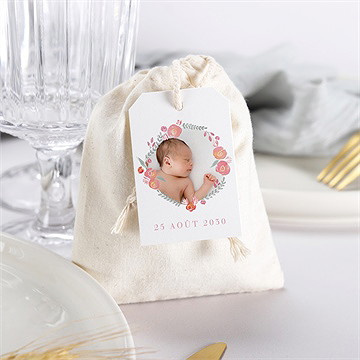 Pochon baptême cadre de fleurs - Mise en situation