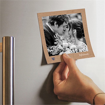 Remerciement mariage uniques empreintes magnet - Mise en situation