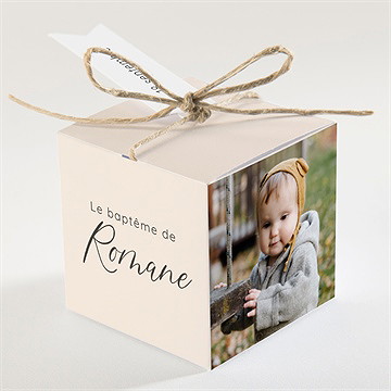 Boîte de dragées baptême bébé nounours - Détail de la boîte