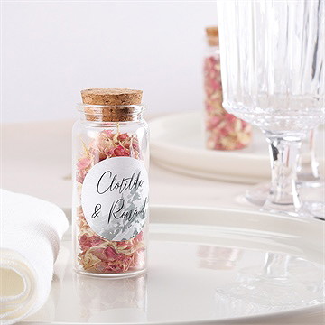 Mignonette mariage montagnes sticker - Mise en situation