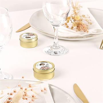 Bougie communion beauté au naturel or - Mise en situation