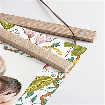 Affiche naissance coloré - Détail des supports en bois