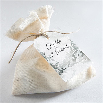 Etiquette mariage montagnes - Mise en situation