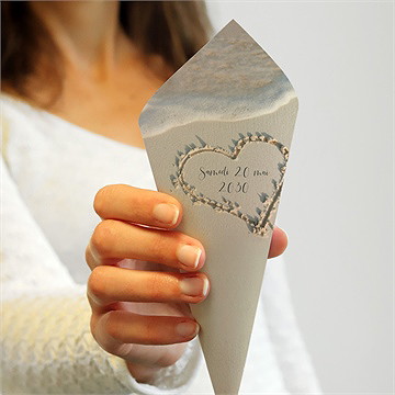 Cornet confettis mariage dans le sable - Dos du cornet