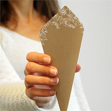 Cornet confettis mariage belle découverte - Dos du cornet