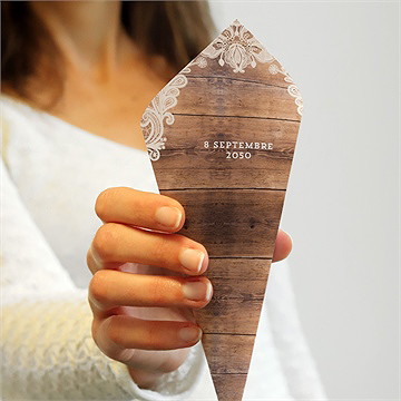 Cornet confettis mariage boisé - Dos du cornet