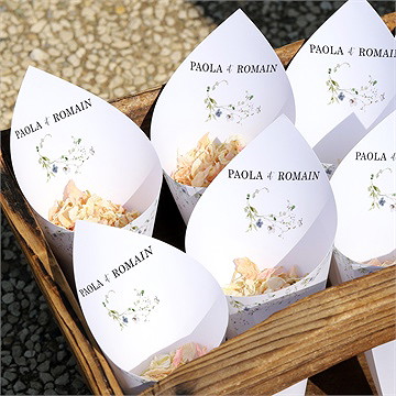 Cornet confettis mariage complicité - Mise en situation