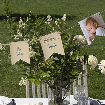 Guirlande baptême télégramme baptême - Mise en situation