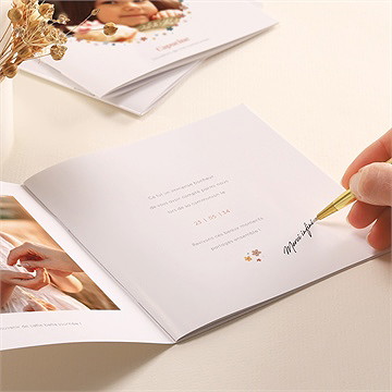 Mini album photo fleuri - Détail du mini album