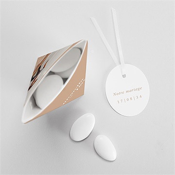 Boîte de dragées mariage engagés étui - Mise en situation