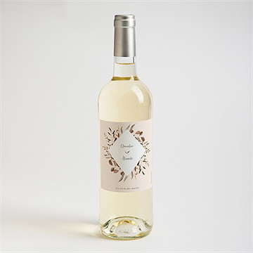 Etiquette de bouteille mariage virevoltant - Mise en situation