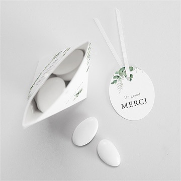 Boîte de dragées mariage sacré étui - Mise en situation