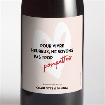 Etiquette de bouteille mariage coeur