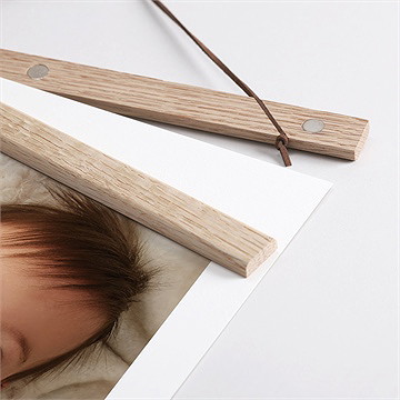 Affiche naissance grand bonheur - Détail des supports en bois