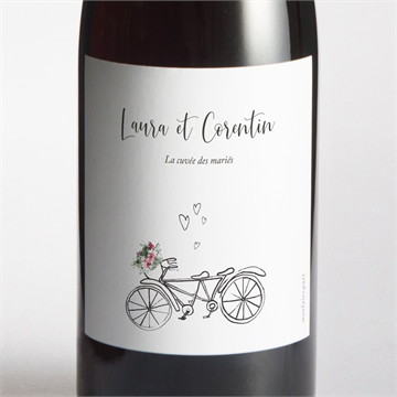 Etiquette de bouteille mariage jolie devinette pochette duo