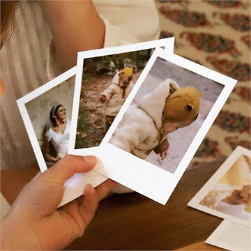 Tirage photo polaroid papier - 28 tirages - Mise en situation