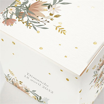 Boîte de dragées baptême tout en joie dorure - Détail de la boîte