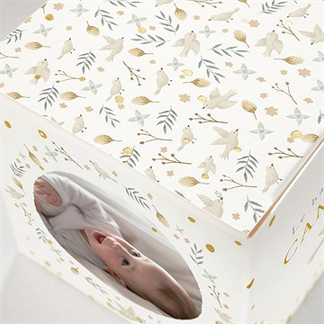 Boîte de dragées baptême vers le beau dorure - Détail de la boîte