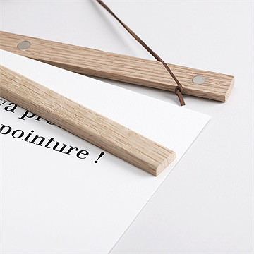 Affiche annonce grossesse les p'tites chaussures - Détail des supports en bois