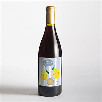 Étiquette bouteille annonce grossesse jeux à gratter - Mise en situation