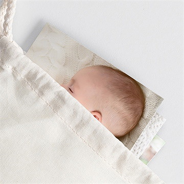 Calendrier magnet baptême - Mise en situation