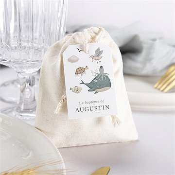 Pochon baptême farandole marine - Mise en situation