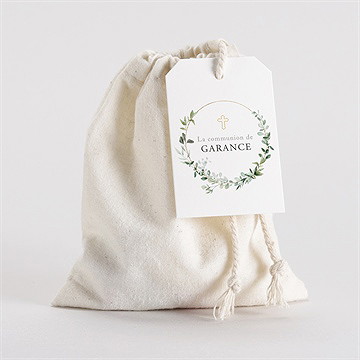 Boîte de dragées communion gravée au coeur pochon - Mise en situation