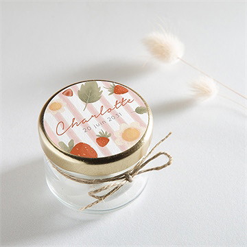 Sticker naissance fraises acidulées - Mise en situation