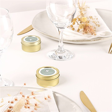 Bougie baptême petits frères or - Mise en situation