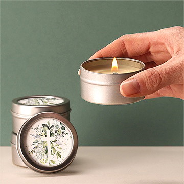 Bougie baptême adulte religieux argent - Bougie allumée