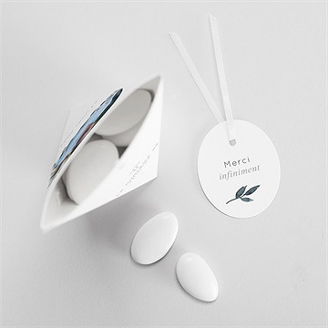 Boîte de dragées baptême adulte eucalyptus étui - Intérieur de la boîte