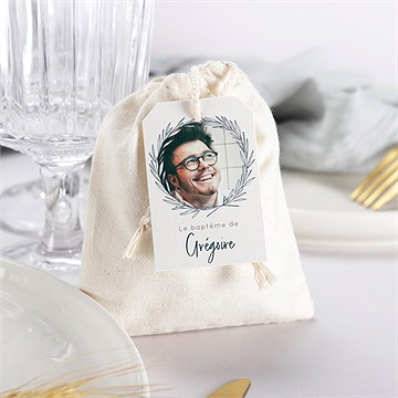 Pochon baptême couronne végétale adulte - Mise en situation