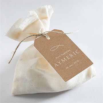 Etiquette baptême ichthus kraft adulte - Mise en situation