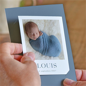 Faire-part naissance moderne et tendance duo - Mise en situation