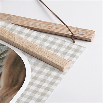 Affiche naissance vichy - Détail des supports en bois