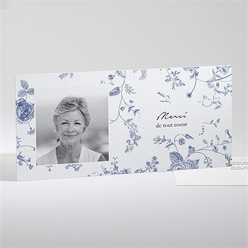 Remerciement décès fleurs bleues allongé