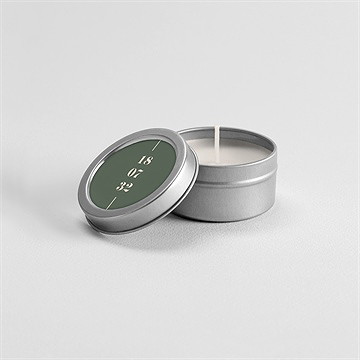 Bougie mariage vert sauge argent - Mise en situation