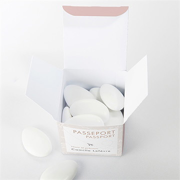 Boîte de dragées baptême joli passeport bapteme - Intérieur de la boîte