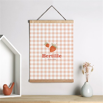 Affiche naissance vichy et fraises - Mise en situation